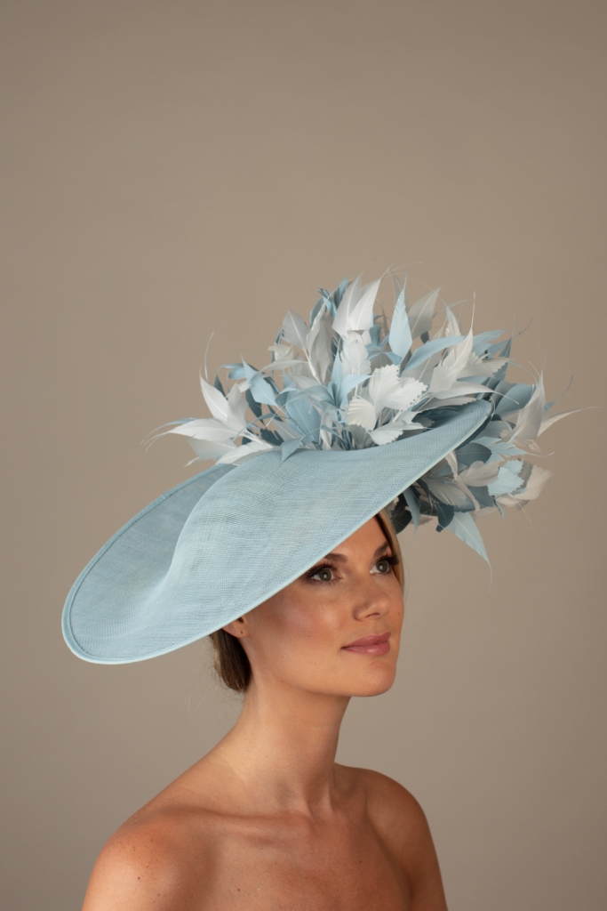 Deauville dish hat