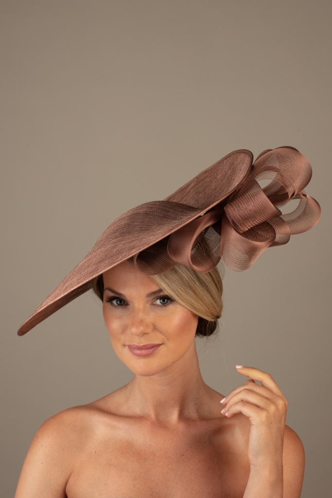 Vichy dish hat hostie hats