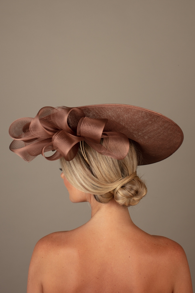 Vichy dish hat hostie hats