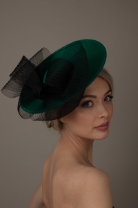 Raphael Dish hat Hostie Hats