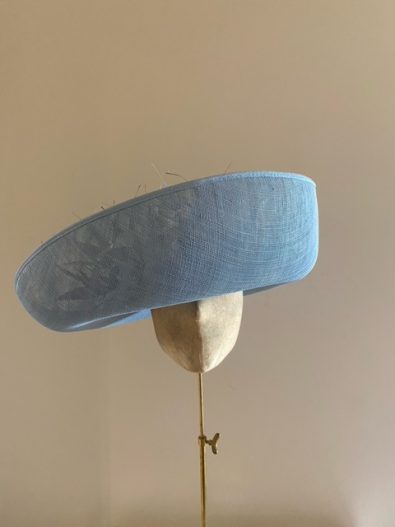 Hat Base: Denim Light, Feathers: Denim Light, Silver, Ivory, Nautilus