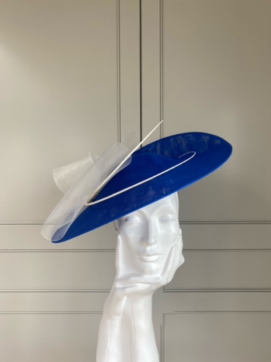 Hat Base: Shock Blue, Bow & Quill: Ivory