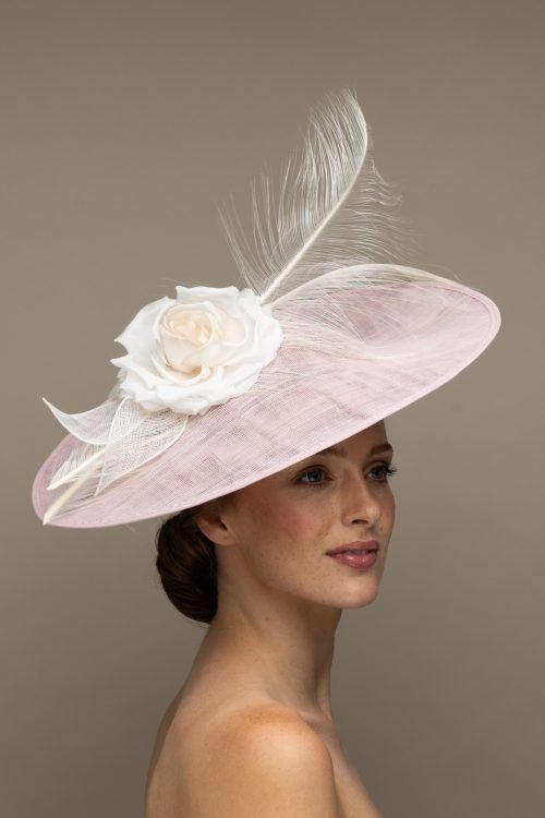 parakeet dish hat hostie hats ss2026