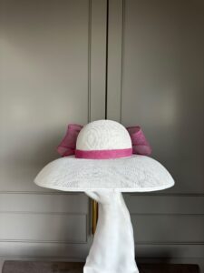 Ready to wear hepburn hat in white and pink, ready to ship hat, ready to ship ascot hat, ready to ship weddinghat, next day delivery ascot hat, next day delivery wedding hat
